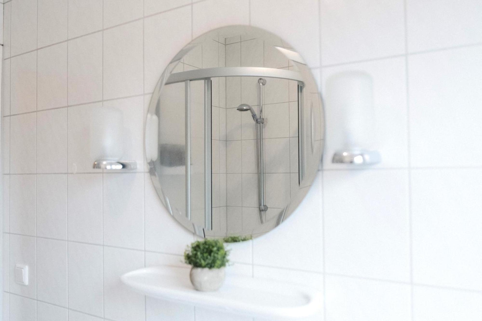 Gemuetliches Zentrales Apartment, Free Parking Бохолт Екстериор снимка
